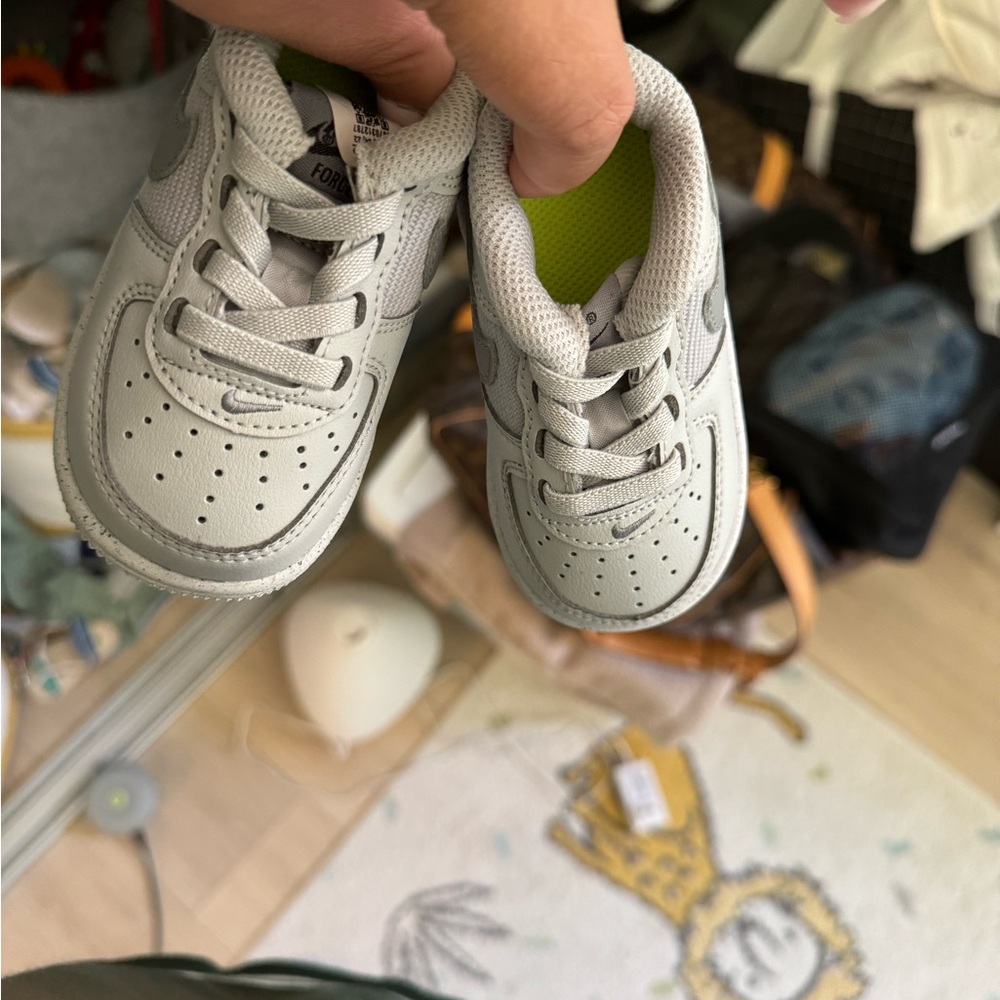Nike Baby Walker Shoes in Gray - Picture 2 of 6
